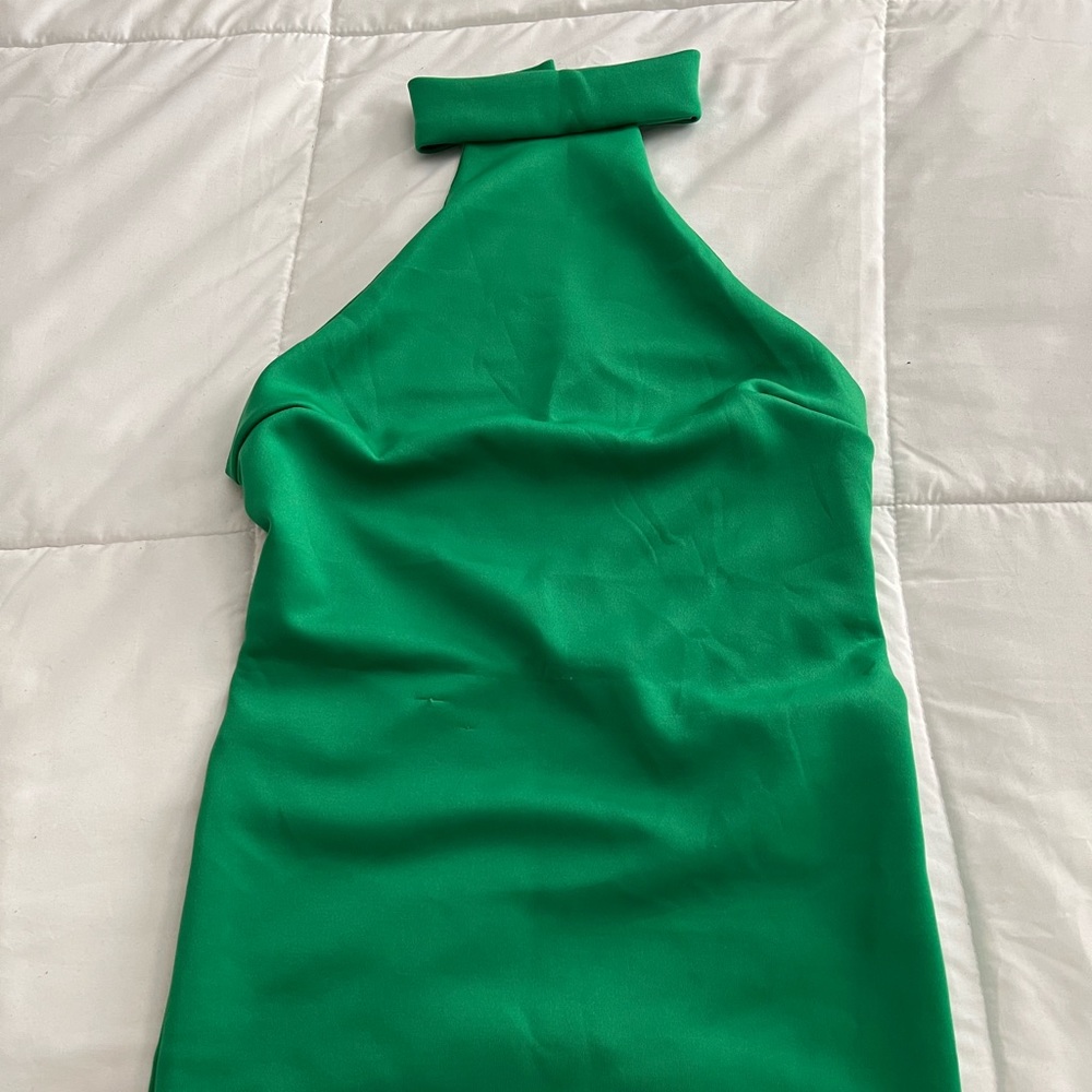 Green short dress